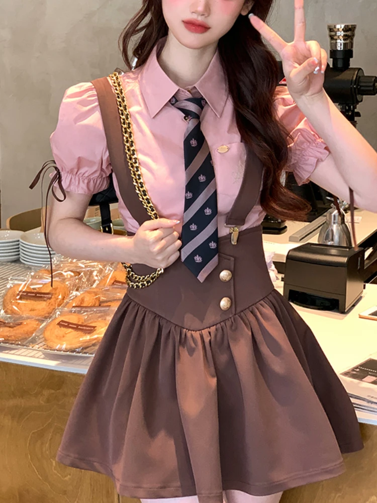 Japonijos Lolita Dviejų Dalių Rinkinys Moterims Kawaii Saldus Mini Sijonas Kostiumas Moteriška Rožinė Sluoksniuotos Rankovėmis Palaidinės＋Korėjos Suspender Sijonas 2023 Naujas