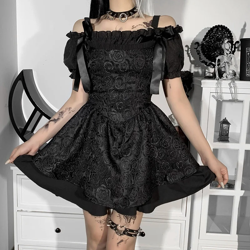 Naujas goth mados moterų suknelė ne-rankovės vientisos spalvos klostuotas kratinys aikštėje plonas megztinis seksualus ponios suknelė vasarą 2023