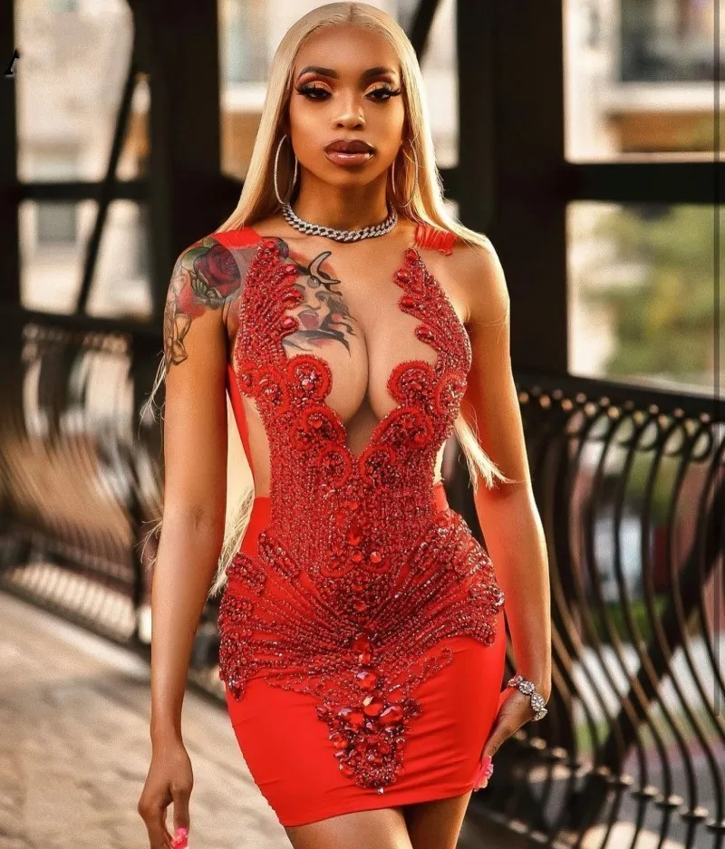 Prabanga Raudona Trumpas Gimtadienio Prom Dresses Black Girl 2024 Seksualus Kristalų Duobute Oficialią Šalies Chalatai Chalatas De Soiree Customed